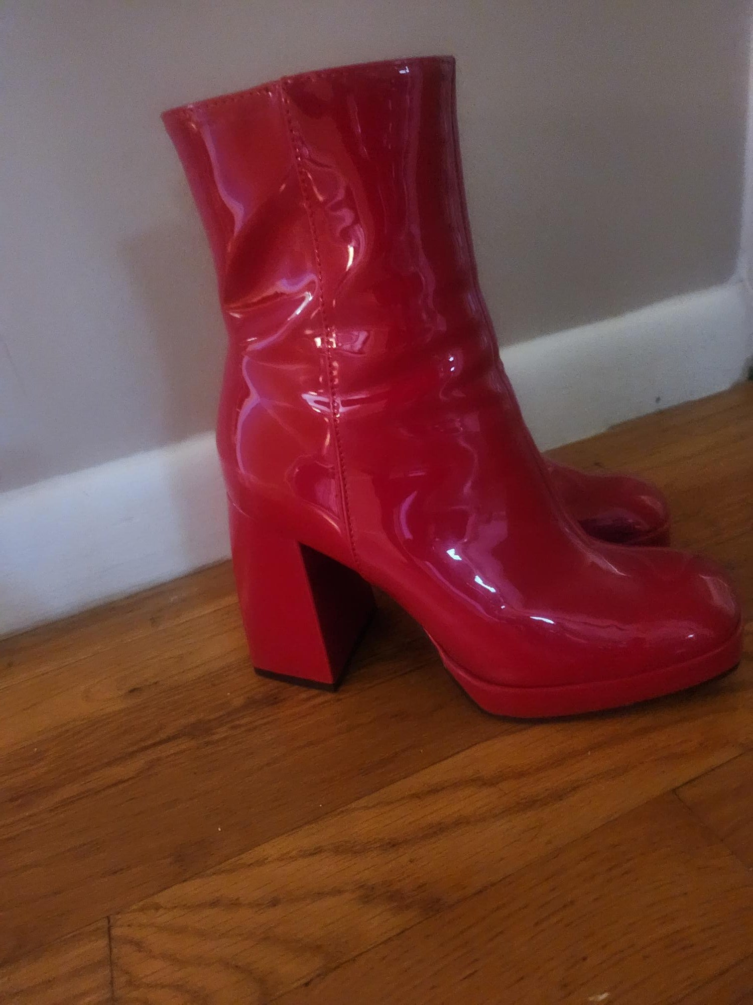 Deux Fois x Ask Sabrina | Vintage Red Boot